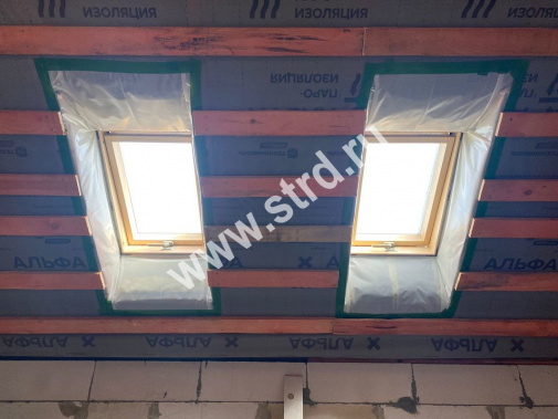 															Окно мансардное ПВХ белый ручка снизу Fakro PTP-V U3  ThermoPro Profi 114*140см																												 
															фото 
															5														